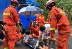 桂林高速爆料事件视频,视频揭露惊人一幕，引发网友热议